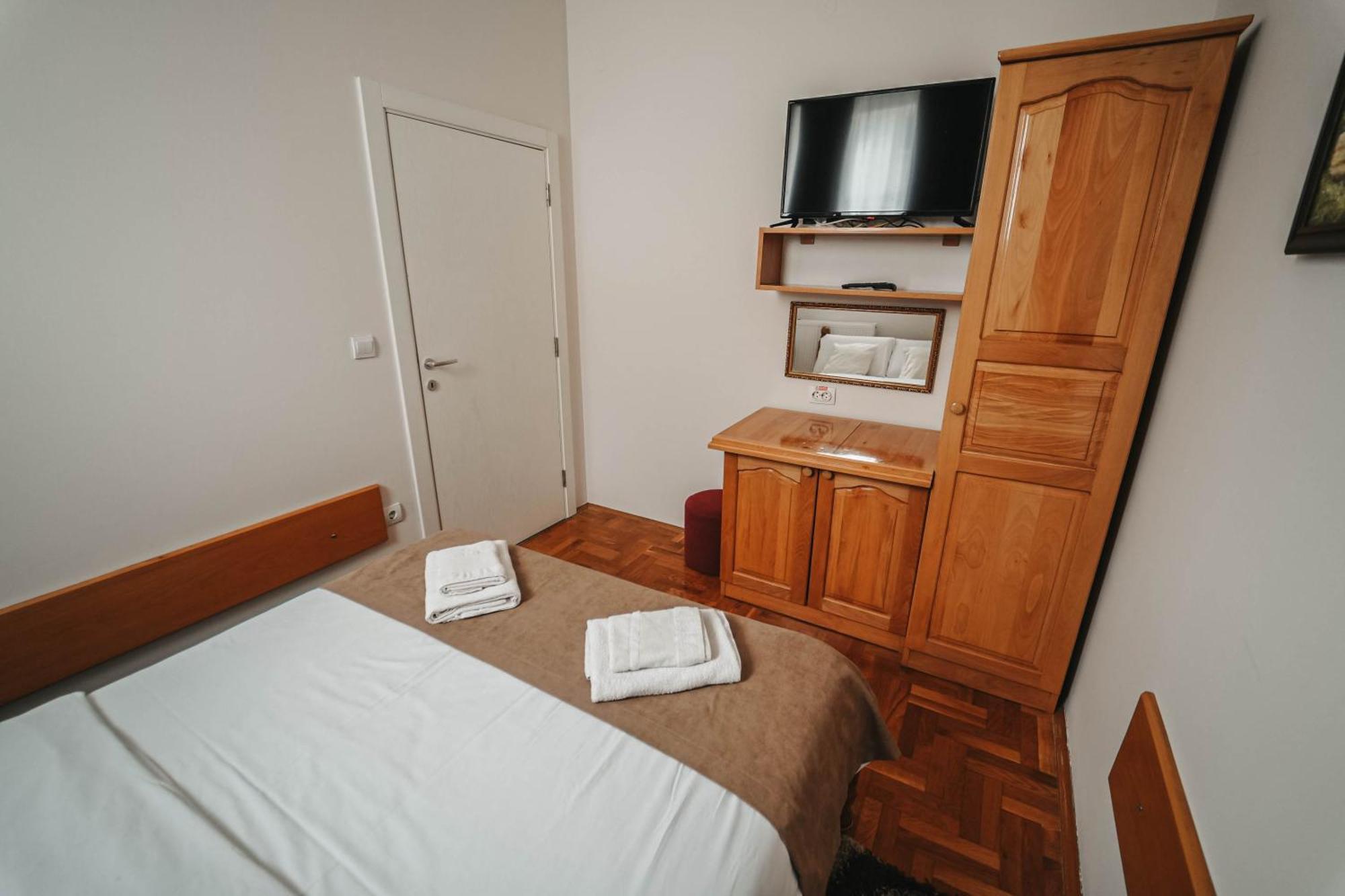 B&B Passage Sremska Mitrovica Exterior photo